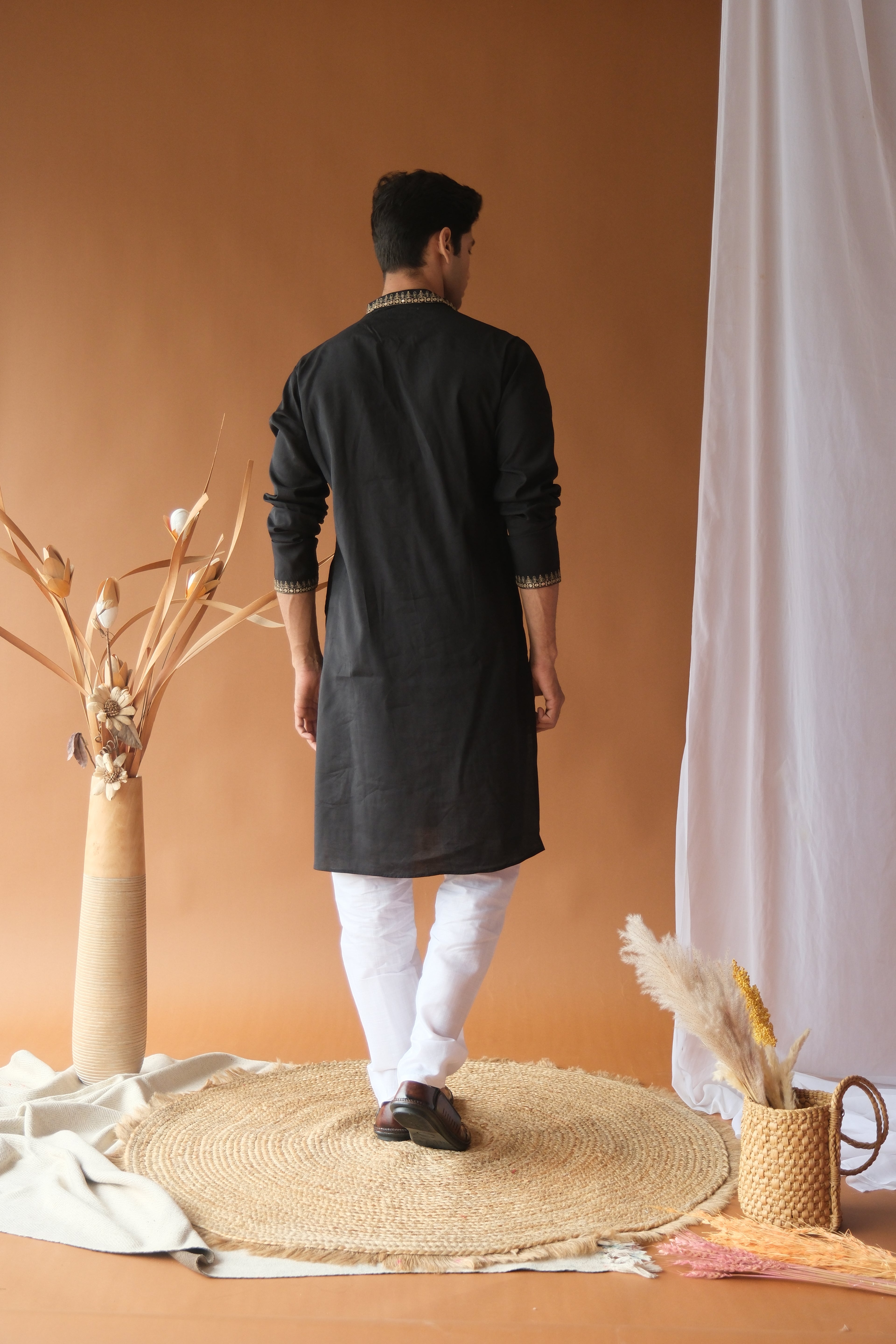 Sequin Z Black Neck-Work Embroidered Kurta for Men