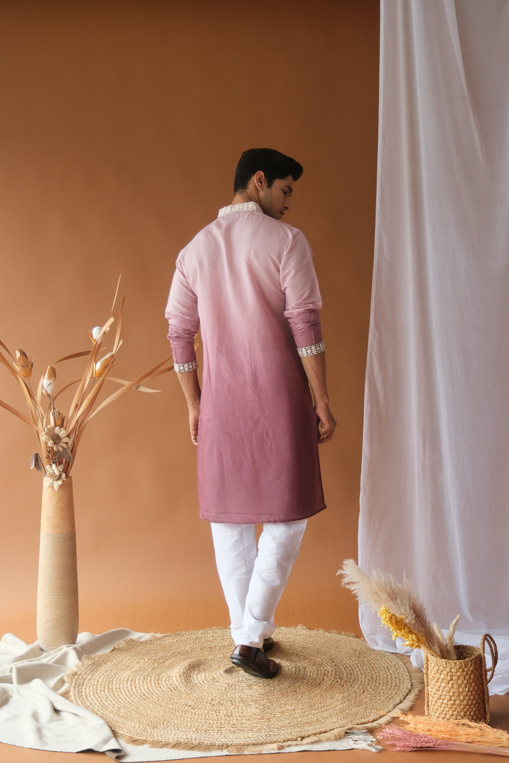 Men's Lavender Sequence Embroidered Round Neck Kurta
