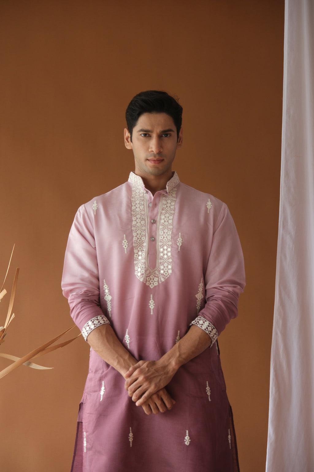 Men's Lavender Sequence Embroidered Round Neck Kurta