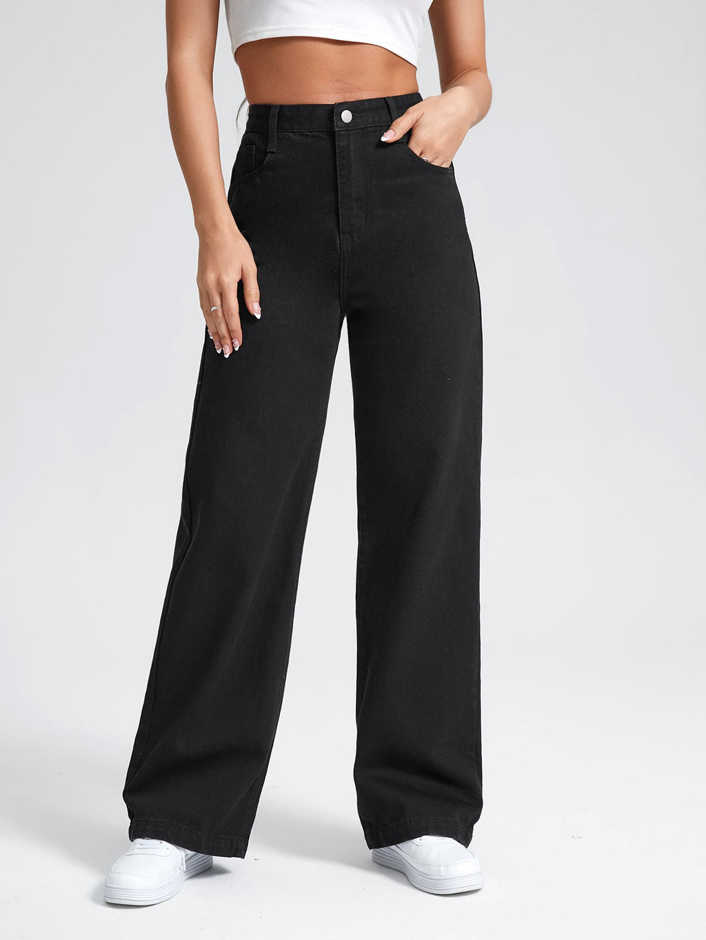 Women Black Wide Leg Stretchable Straight Fit Mid-Rise Jean
