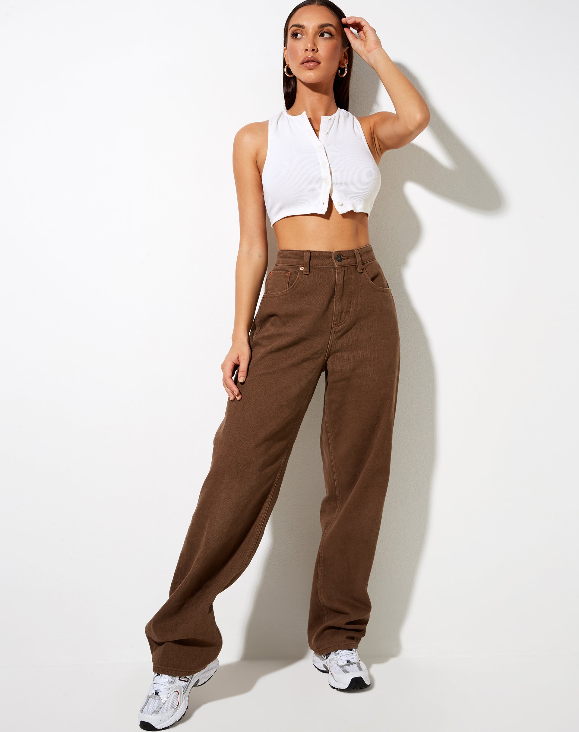 Women Brown Wide Leg Stretchable Straight Fit Mid-Rise Jean