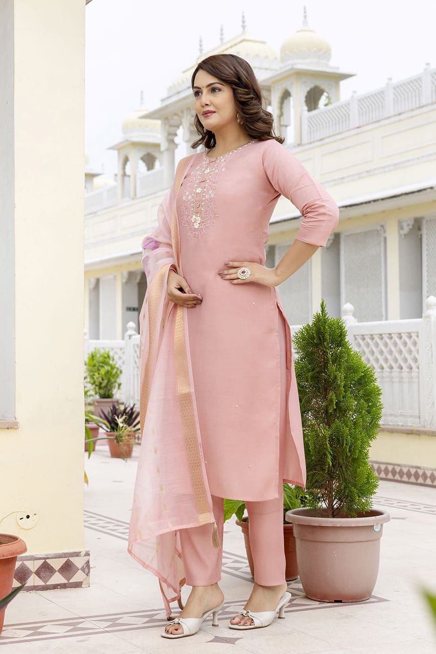 Premium Peach Cotton Silk Kurti Pant Dupatta Set